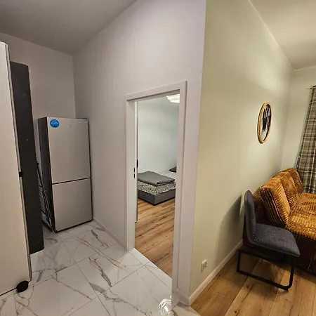 Madalinskiego 47 I 89 Apartment