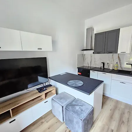 Madalinskiego 47 Apartamento Breslavia